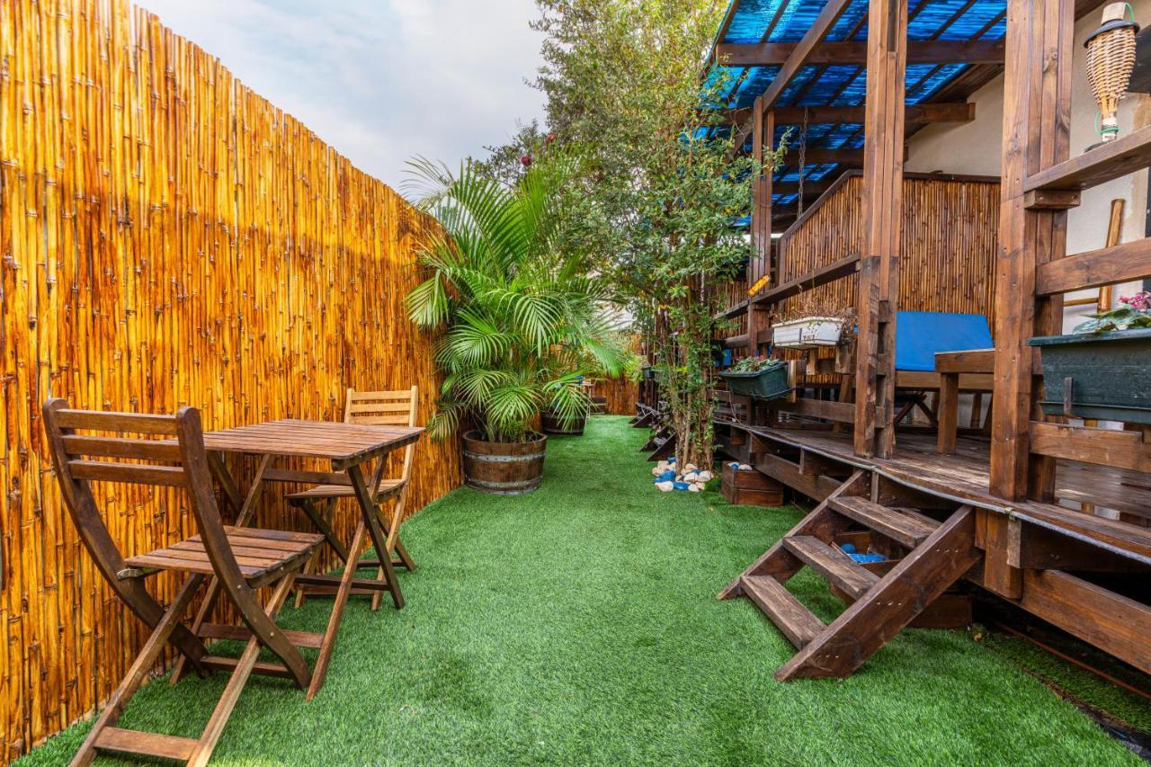 Ahuzat Shaul Seaside Bed & Breakfast Hadera Exterior foto