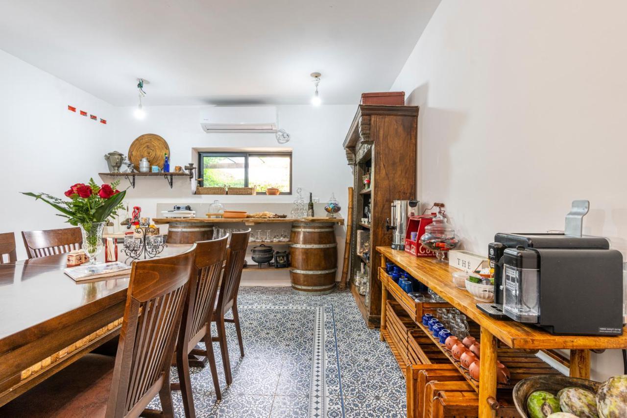 Ahuzat Shaul Seaside Bed & Breakfast Hadera Exterior foto