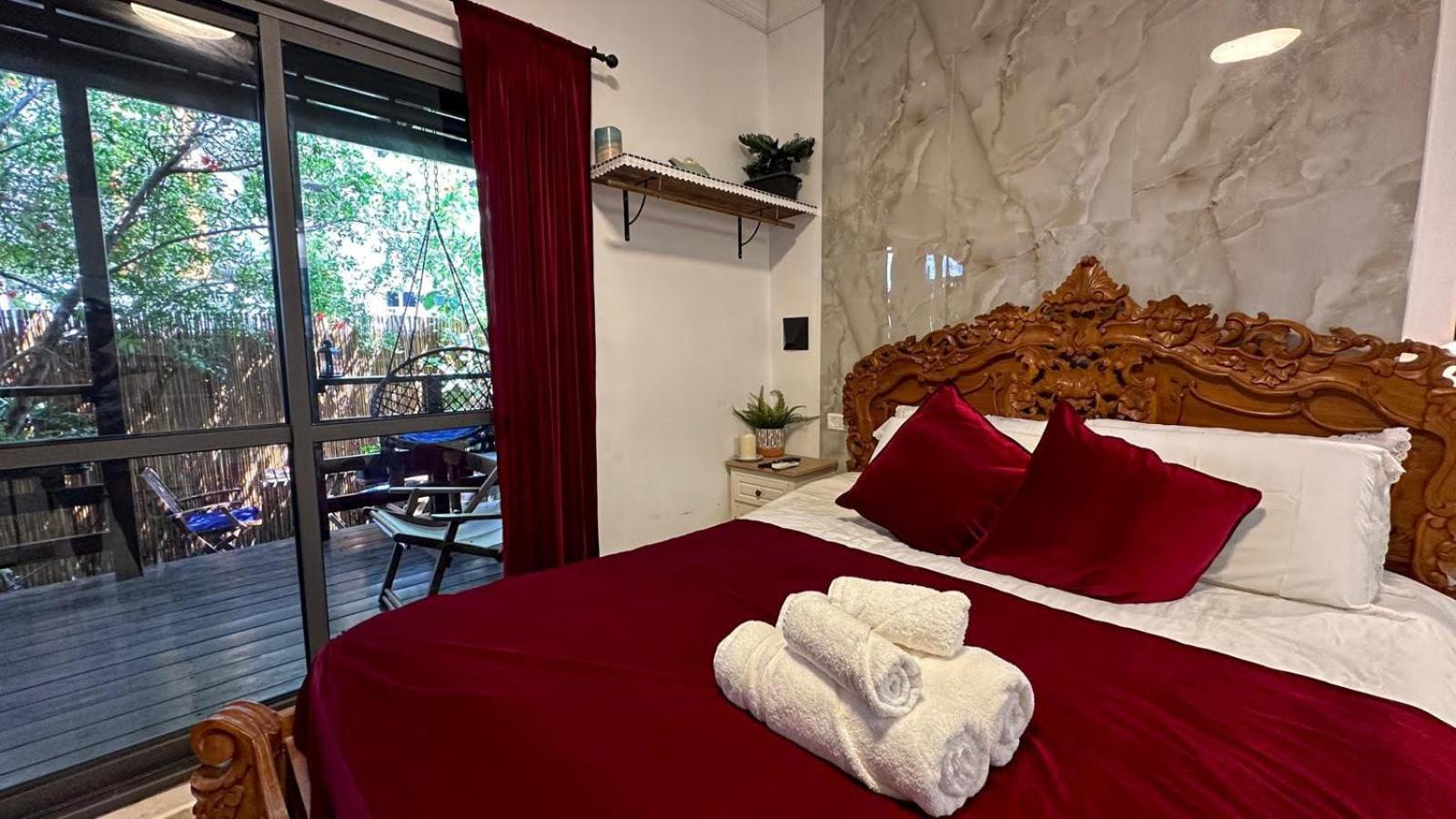 Ahuzat Shaul Seaside Bed & Breakfast Hadera Exterior foto