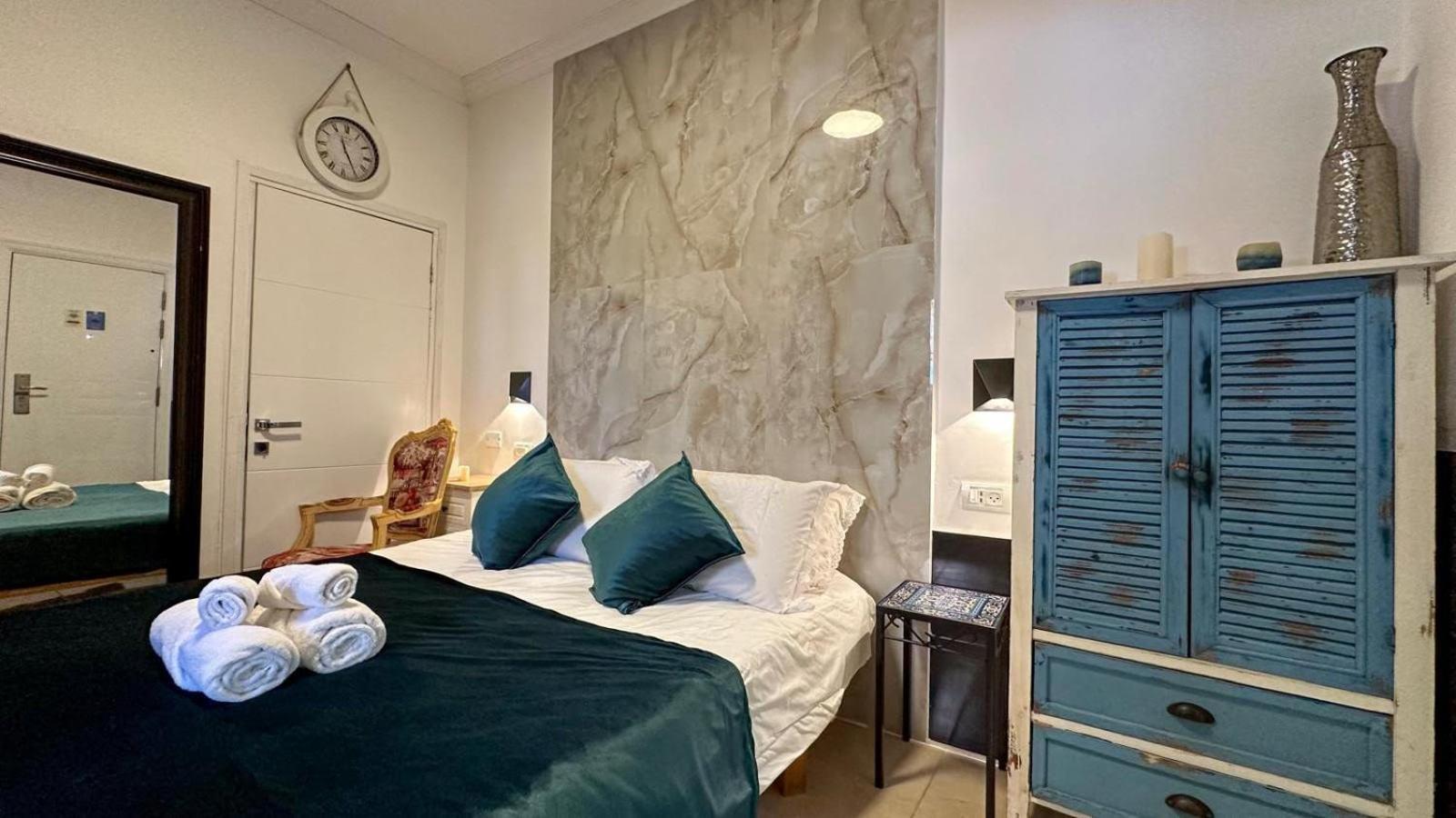 Ahuzat Shaul Seaside Bed & Breakfast Hadera Exterior foto